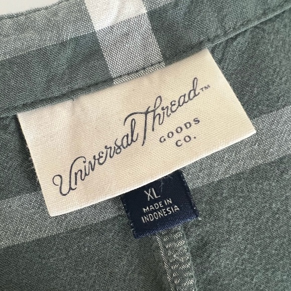 Universal Thread Target Sage Green Plaid Cropped Shirt with front tie XL - Picture 6 of 9